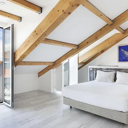 Hello Castelo Lisboa