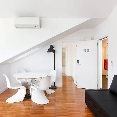 Hello Castelo Lisboa