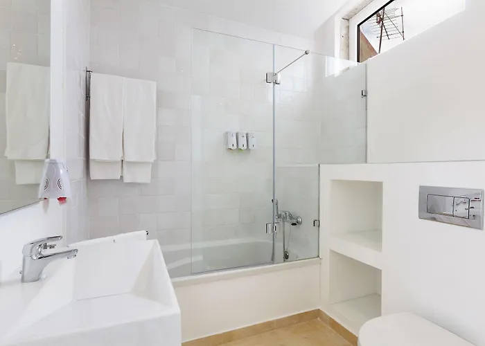 Hello Castelo * リスボン